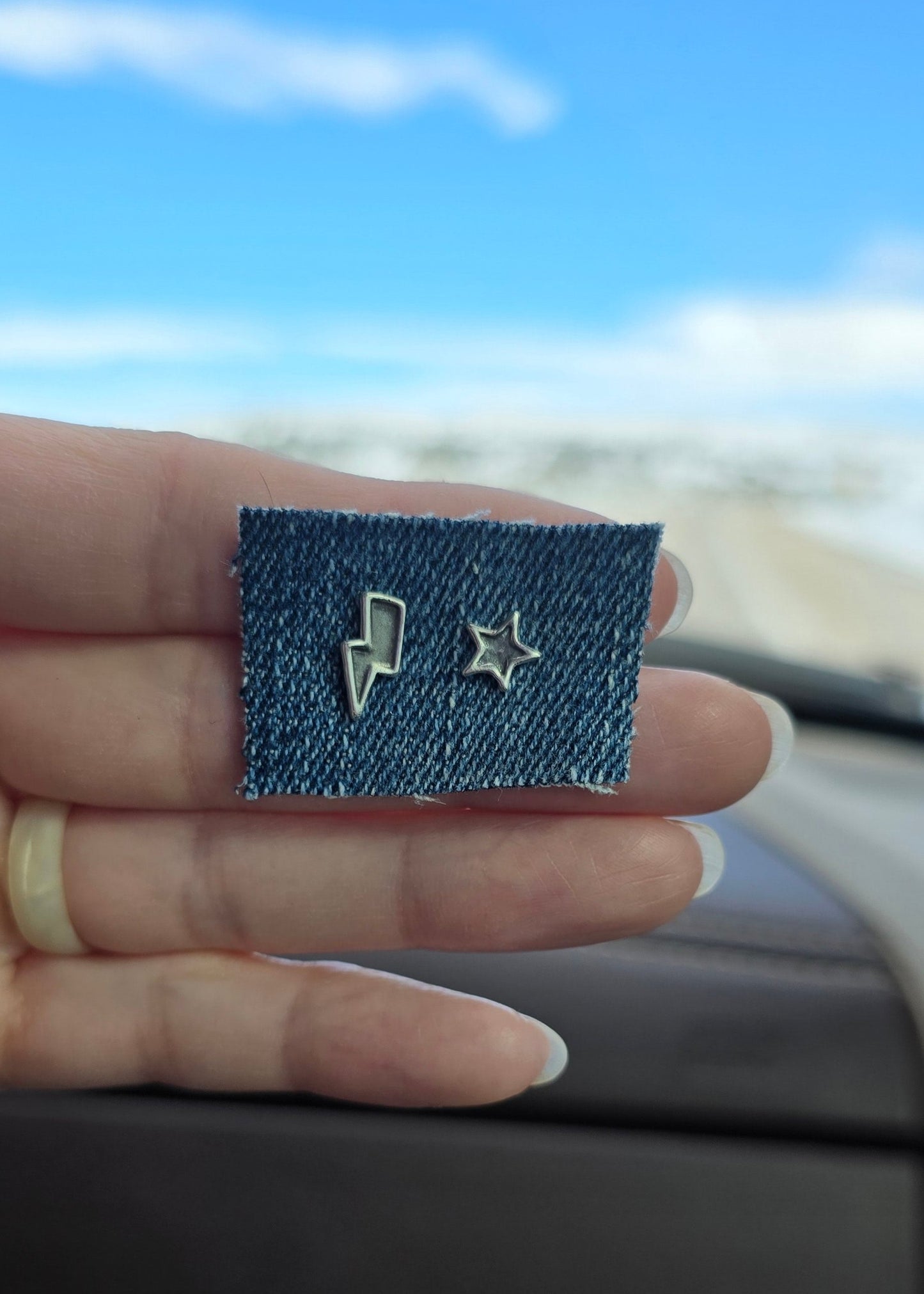 Mismatch Bolt/Star Studs